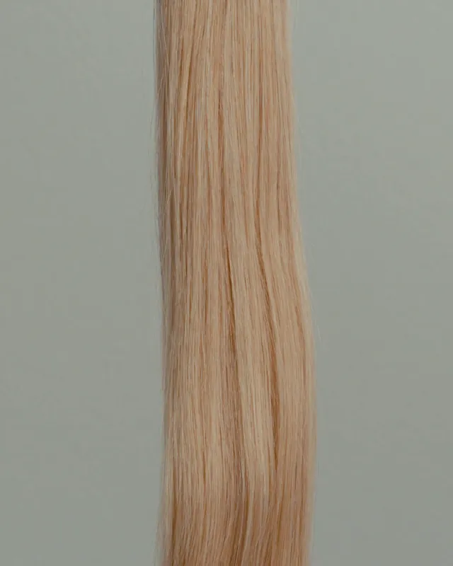 Glatte Echthaar-Tresse in Blond mit dunklerem Ansatz